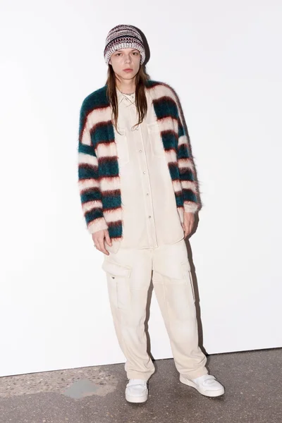 Look 15